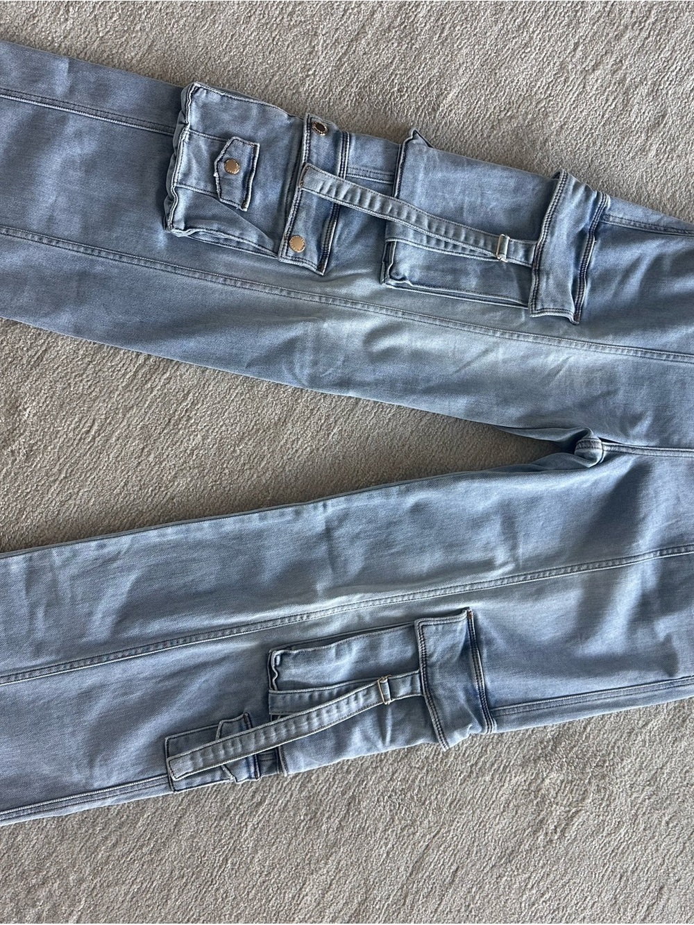 Women Retrofete Light Blue Slim Straight Jeans with Cargo Straps